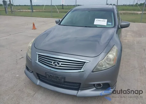 2011 Infiniti G37 Journey z USA, uszkodzony, nr VIN JN1CV6AP8BM500192